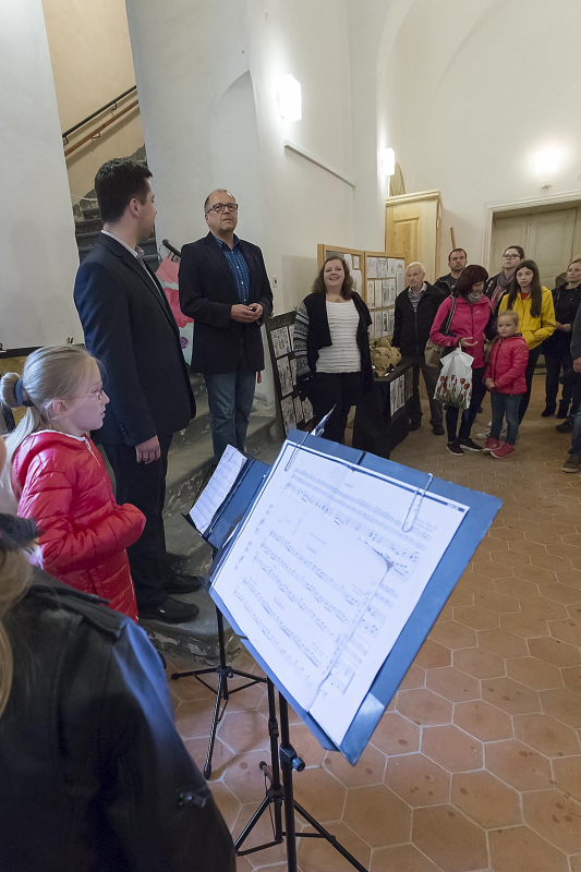 Vernisáž Sladké výstavy výtvarného oboru 22. 5. 2019 (VO)